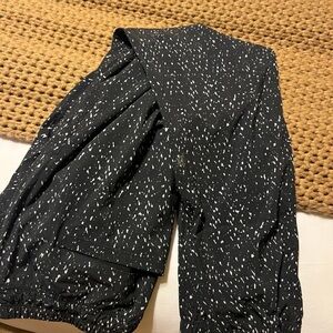 Lululemon Athletica Black and White Patterned Pants